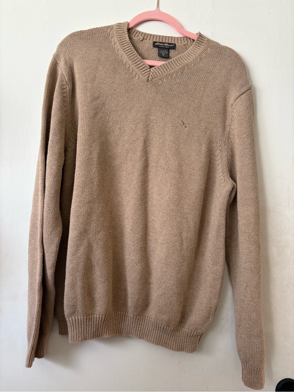 Eddie Bauer Men's V-Neck Sweater in Taupe